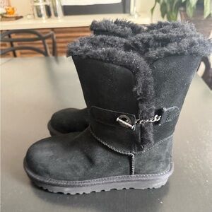 Uggs Black shearling lined